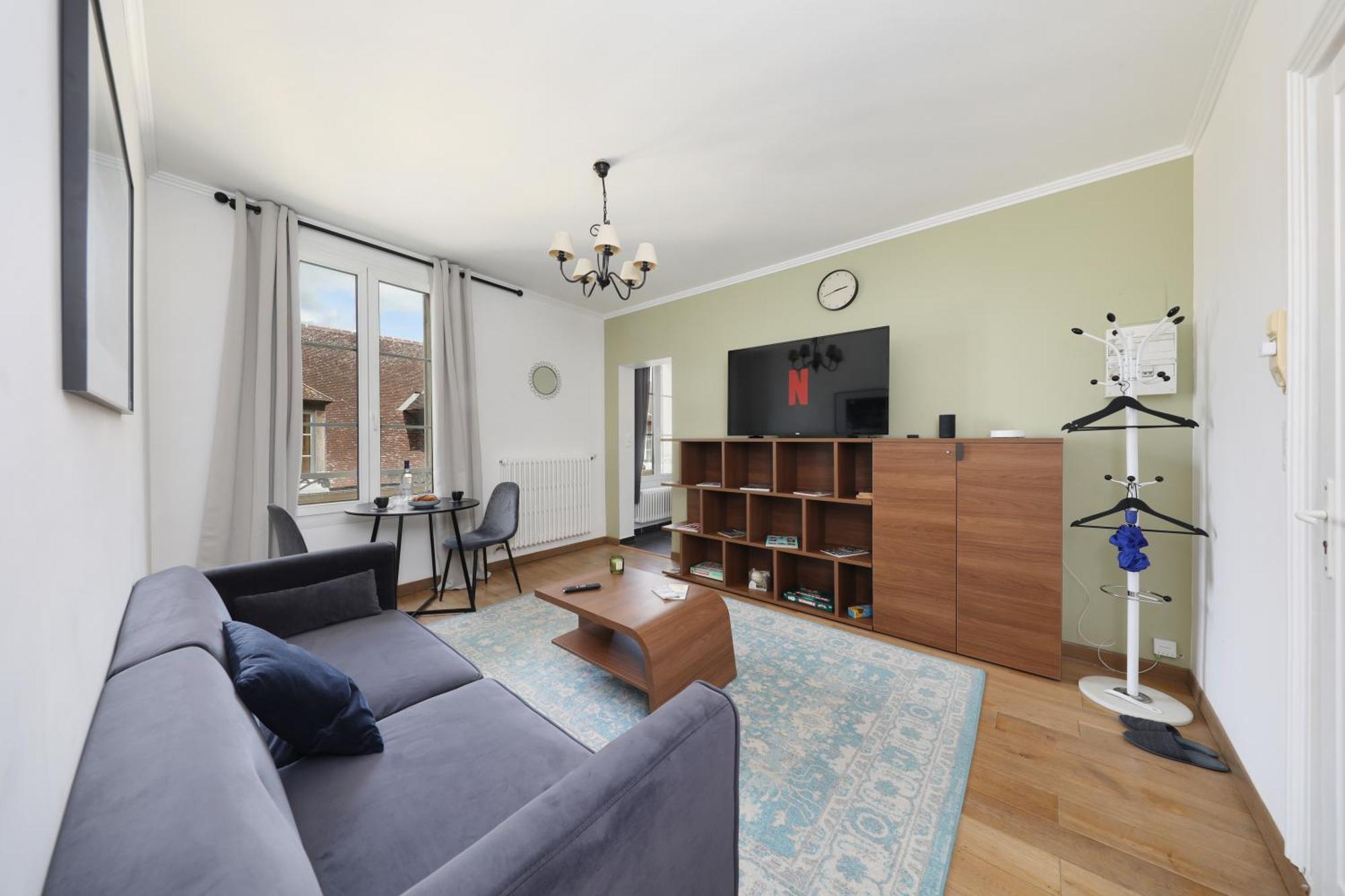 Charmant Appartement Dans Le Centre Ville, A 2 Minutes Du Palais Compiegne Ngoại thất bức ảnh